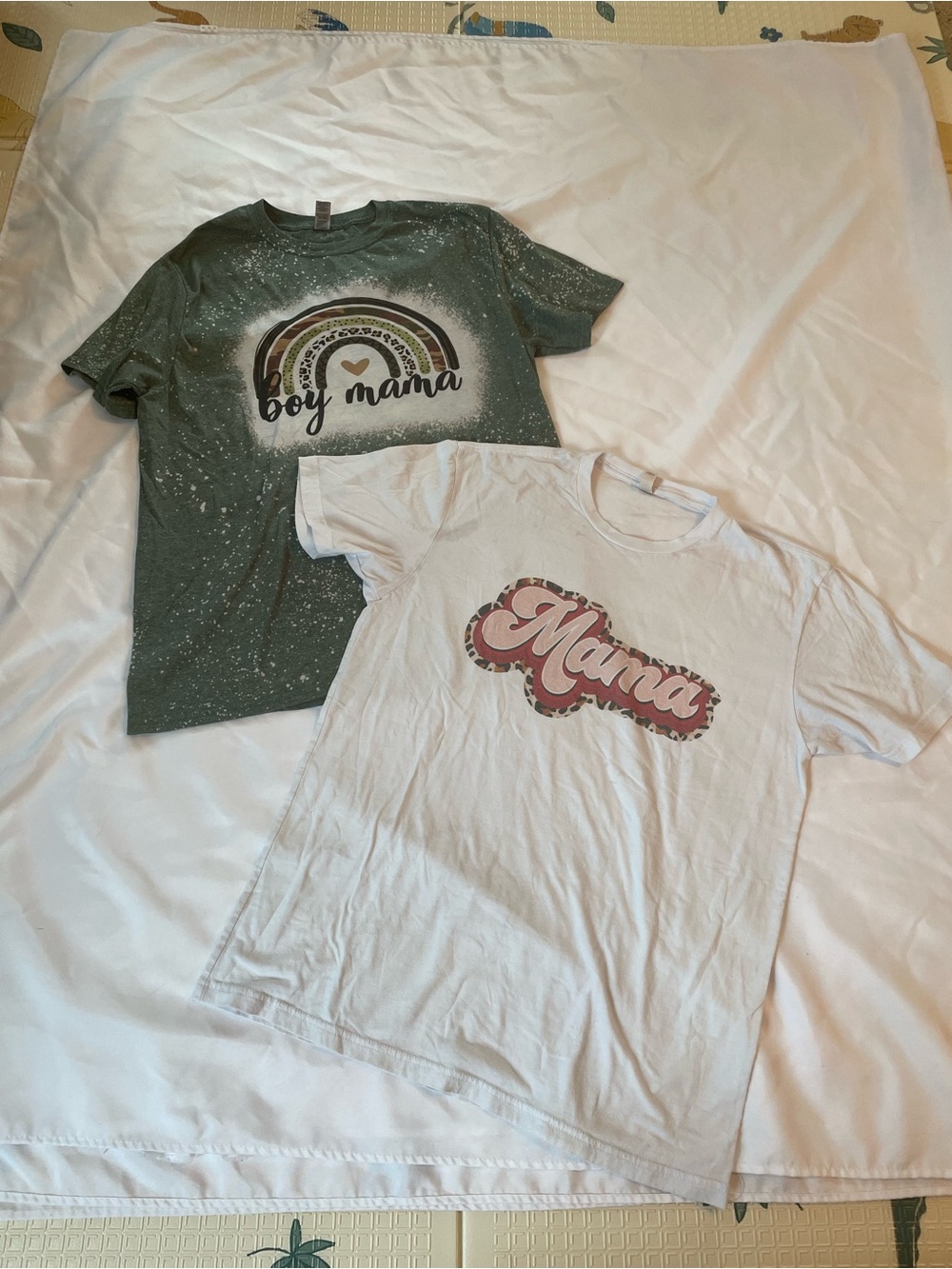 Set of 2 Green 'Boy Mama' and White Short Sleeve โMamaโ Graphic Tees, Size Large
